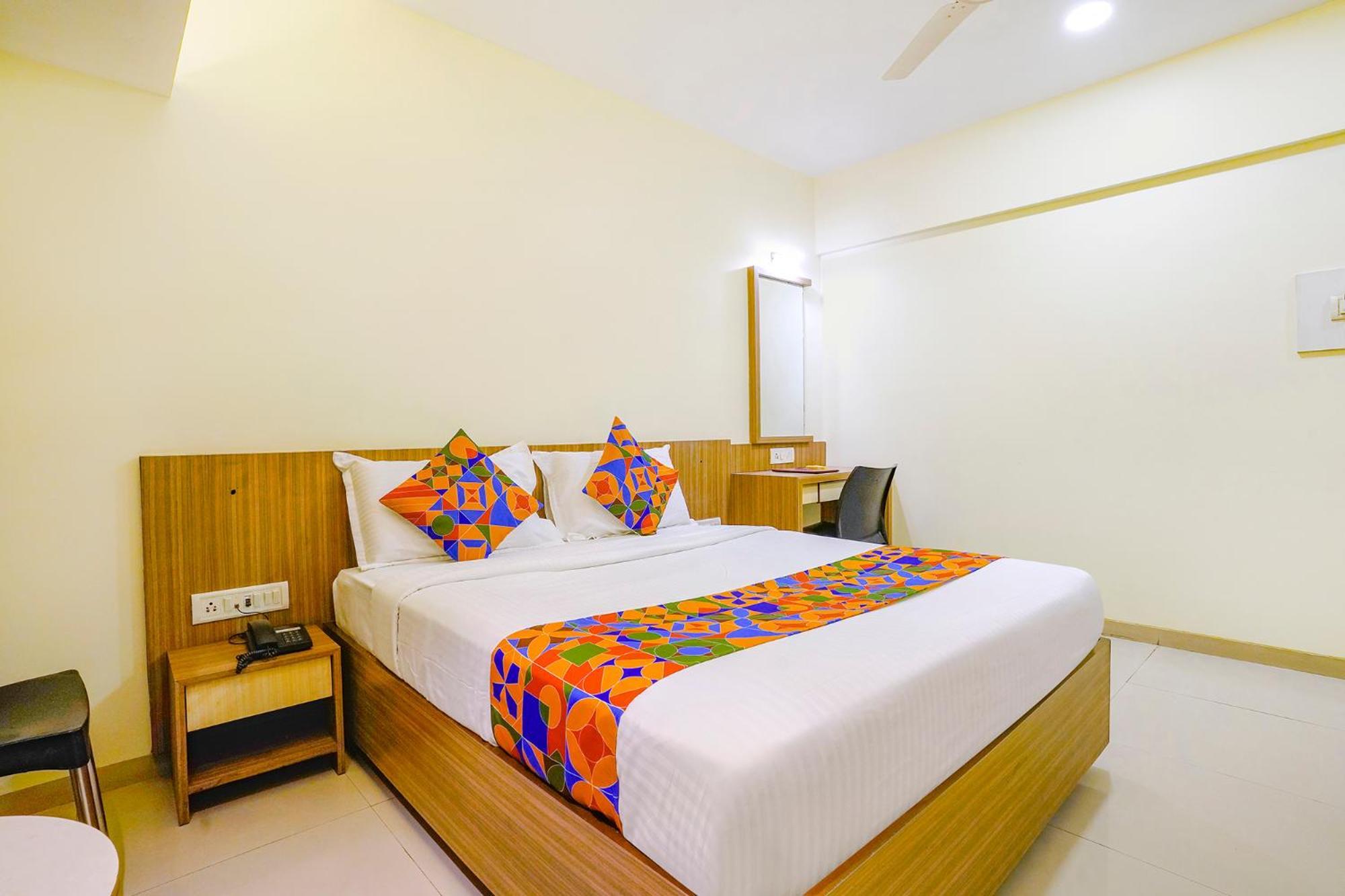 Hotel Fabexpress Kuber - Nr Apmc Vashi, Navi Mumbai Zewnętrze zdjęcie