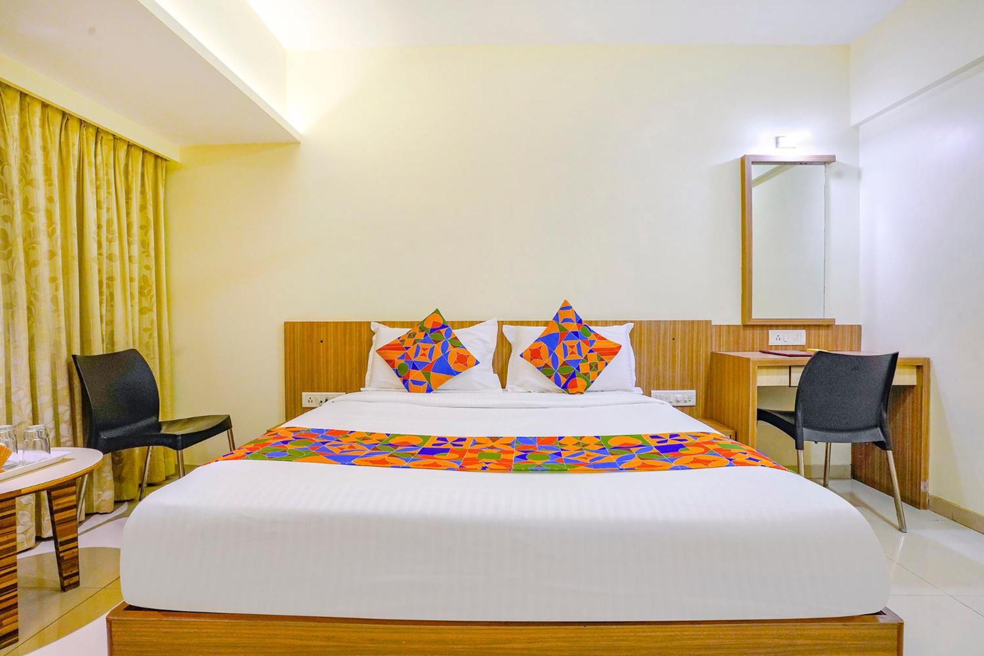 Hotel Fabexpress Kuber - Nr Apmc Vashi, Navi Mumbai Zewnętrze zdjęcie